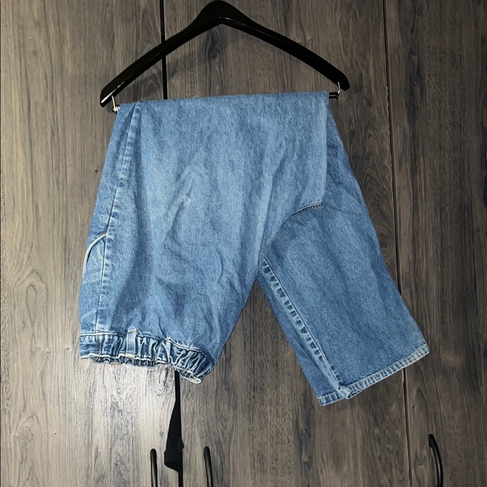 FLASH SALE! Cabin Creek Stretch Waist Jeans Size 18